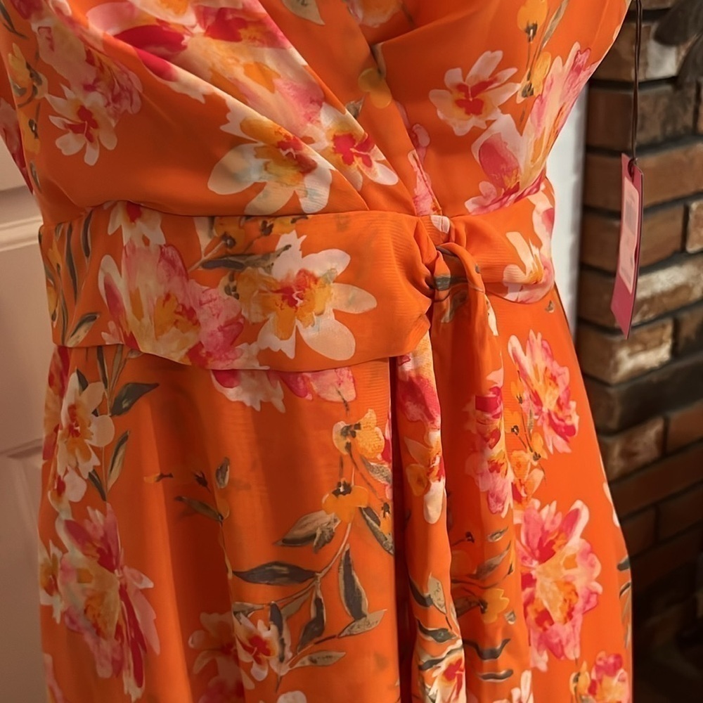 VINCE CAMUTO NWT Womens Belted Surplice tulip style high/low hemline midi dress - Picture 10 of 10